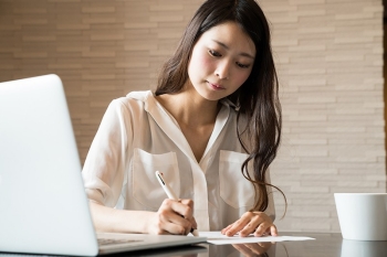 Bỏ Phiếu Thuận Tiện tại Nhà.